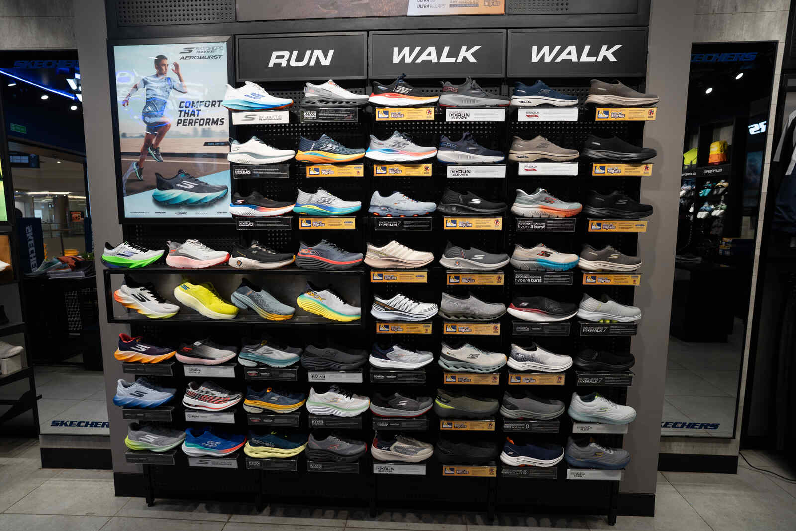 skechers mumbai