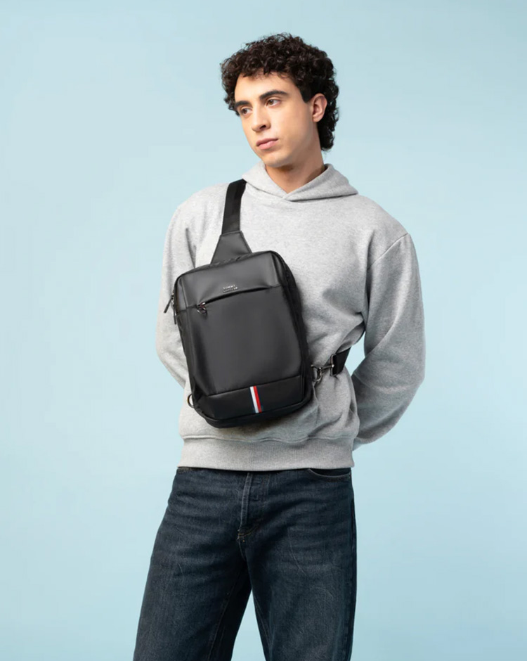 tommy hilfiger mumbai store