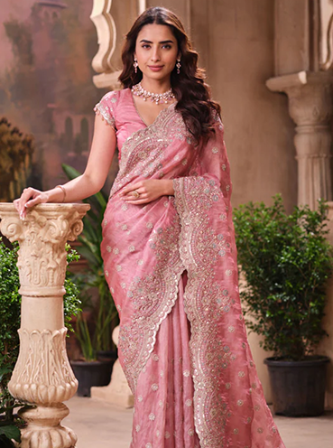 meena bazaar in mumbai