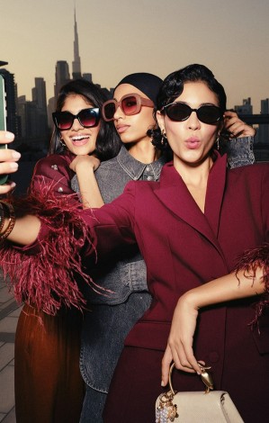 ALDO Accessories fashion store image featuring trendy bags, wallets and lifestyle accessories