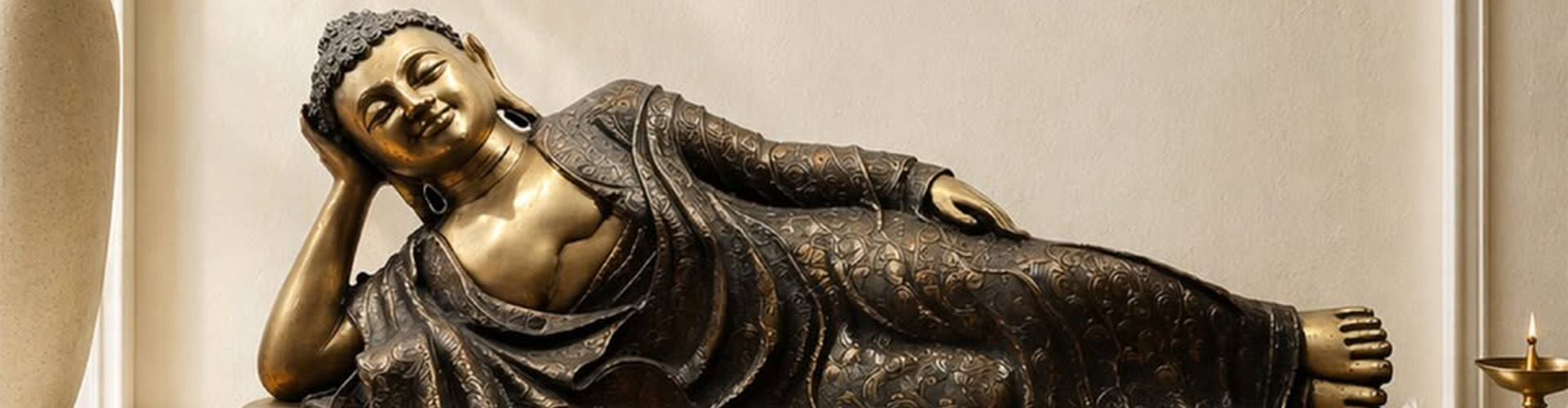 The Bombay Store desktop banner highlighting Indian handicrafts and premium lifestyle collection