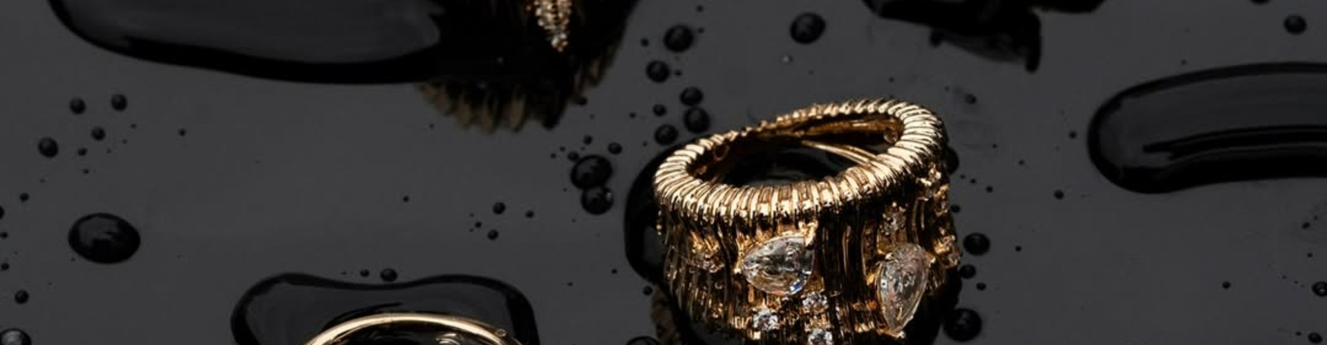 ALDO Accessories desktop banner highlighting fashionable accessories and lifestyle collection