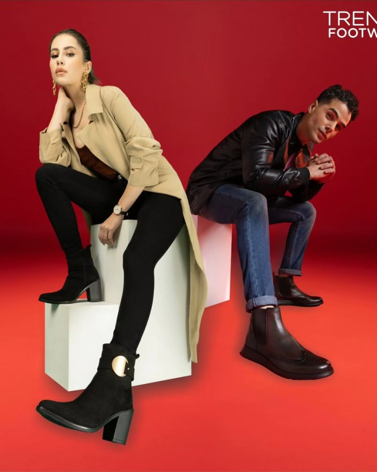 Trends Footwear mobile banner showcasing casual shoes, sneakers and fashion footwear essentials collection