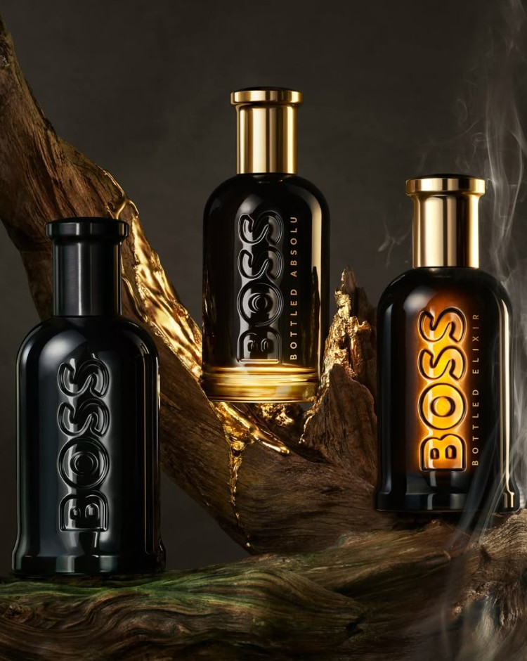 Parcos mobile banner showcasing perfumes, skincare and beauty essentials collection