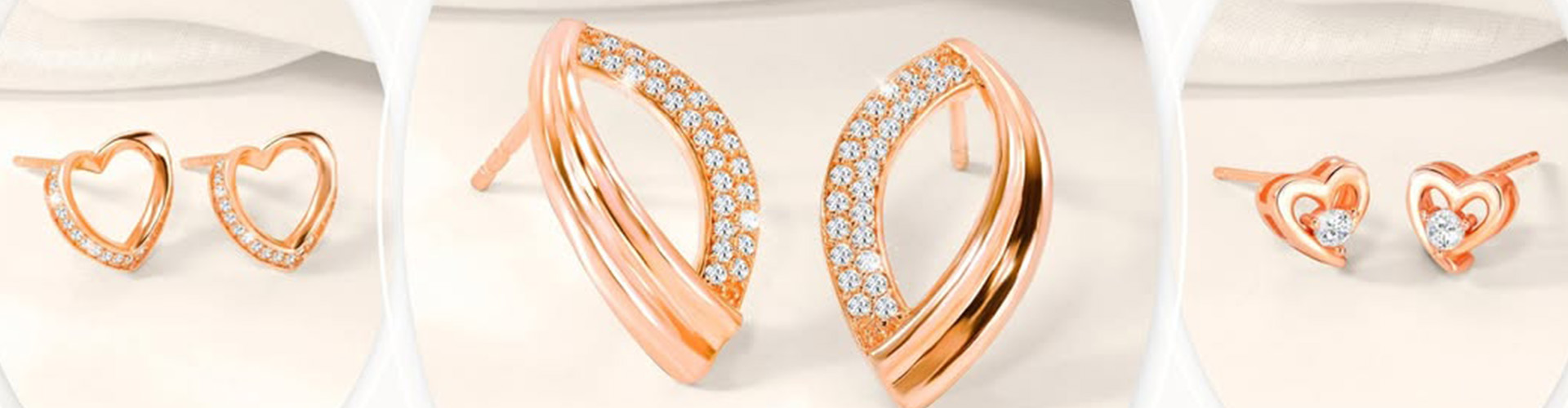 Peora desktop banner highlighting elegant jewellery and fashion accessories collection